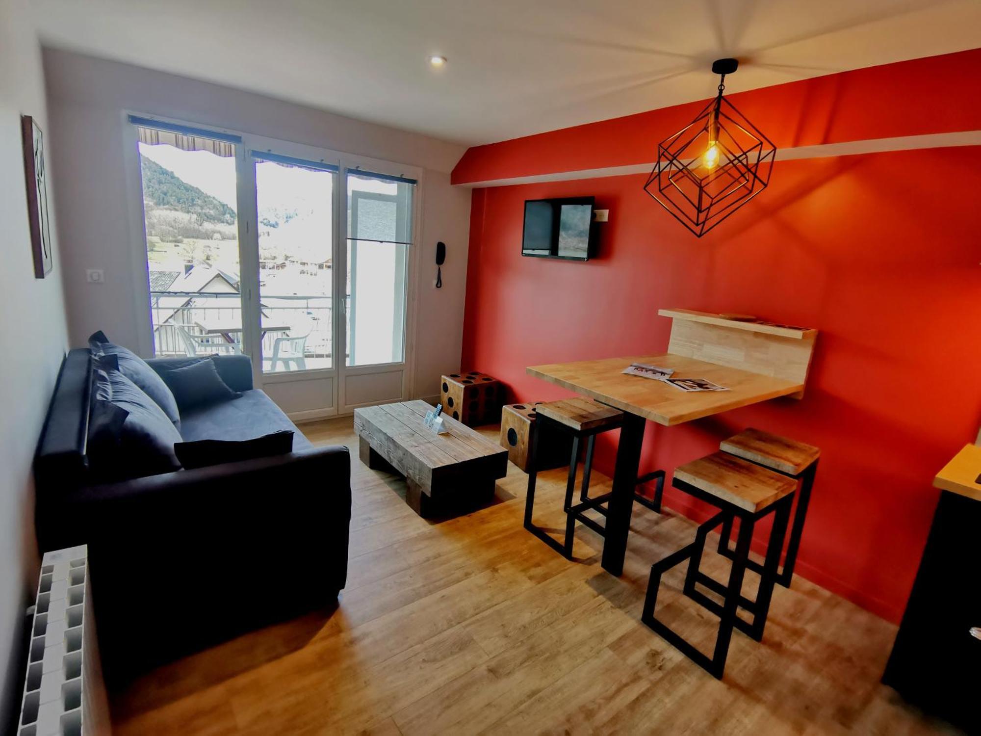 Hotel Logis Le Beau Site à Chambon-sur-Lac Extérieur photo